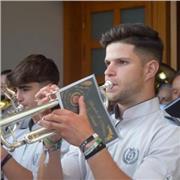 Me gustaría empezar a dar clases de lenguaje musical para refuerzo a personas que quieran aprender, de momento tengo el curso básico de música y estoy cursando actualmente el curso profesional